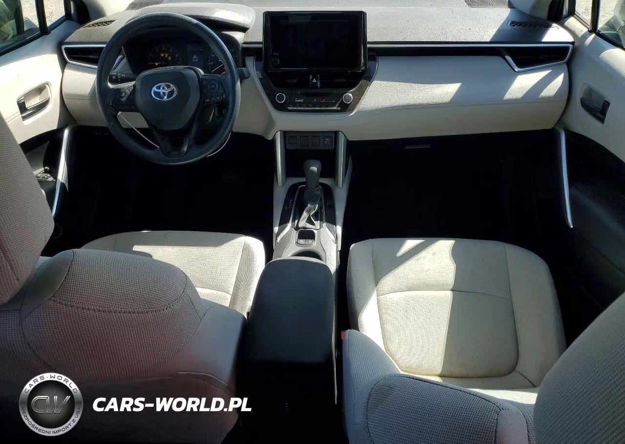 2024 Toyota Corolla Cross L VIN:7MUAAABG3RV094621 - 8