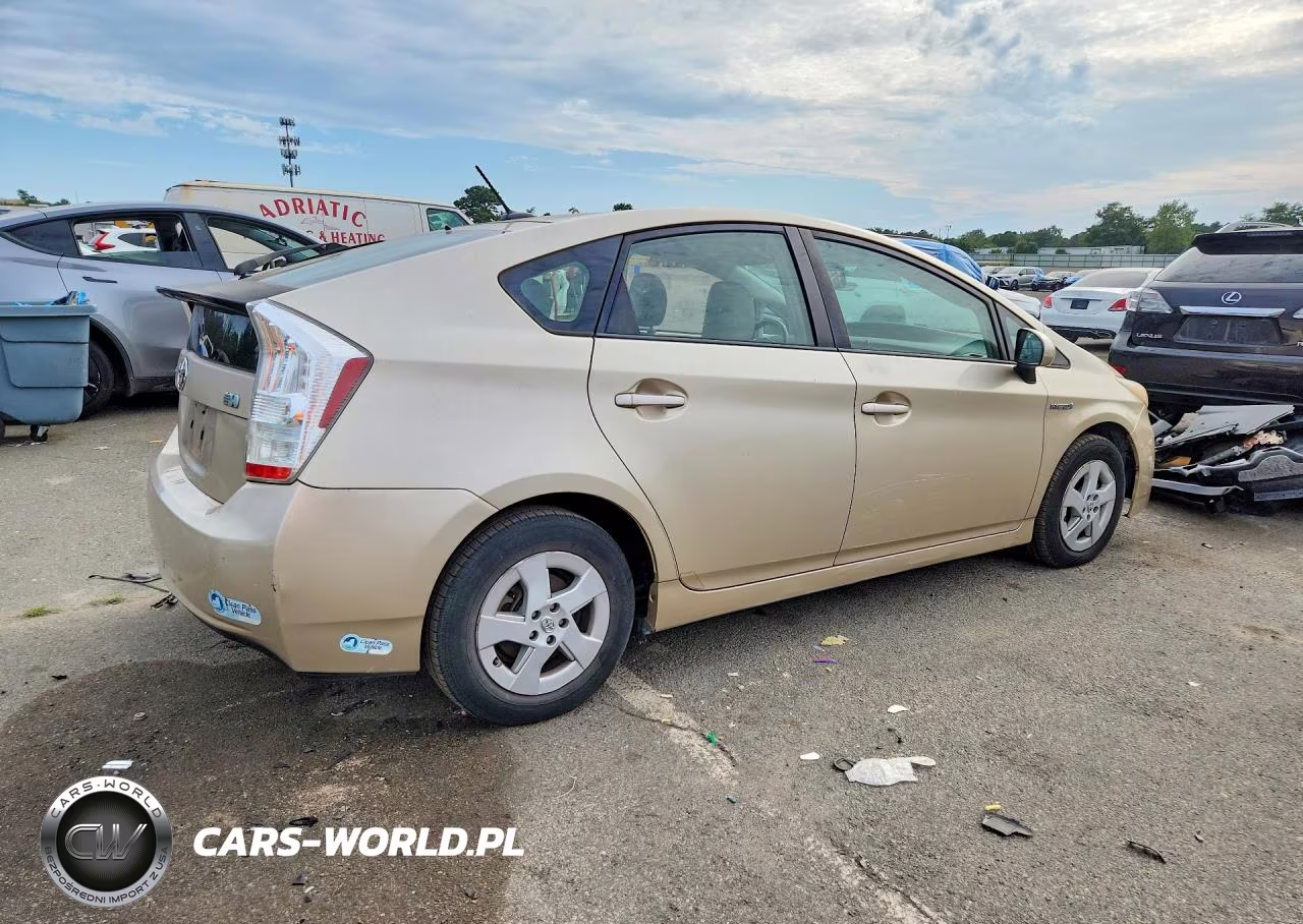 2010 Toyt Prius VIN:JTDKN3DU8A1008173 - 3