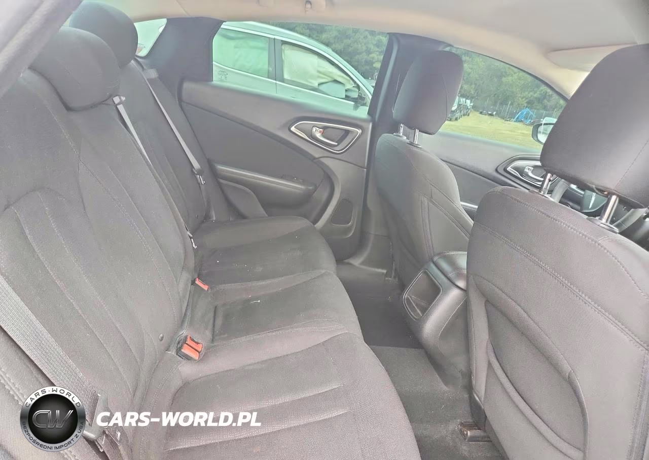 2015 Chrysler 200 Limited VIN:1C3CCCAB0FN502254 - 10