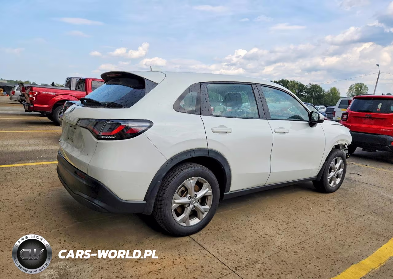 2024 Honda Hr-V Lx VIN:3CZRZ2H32RM719181 - 3