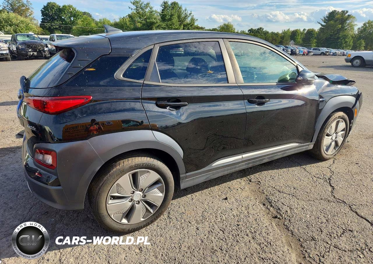 2019 Hyundai Kona Sel VIN:KM8K23AG8KU031682 - 3