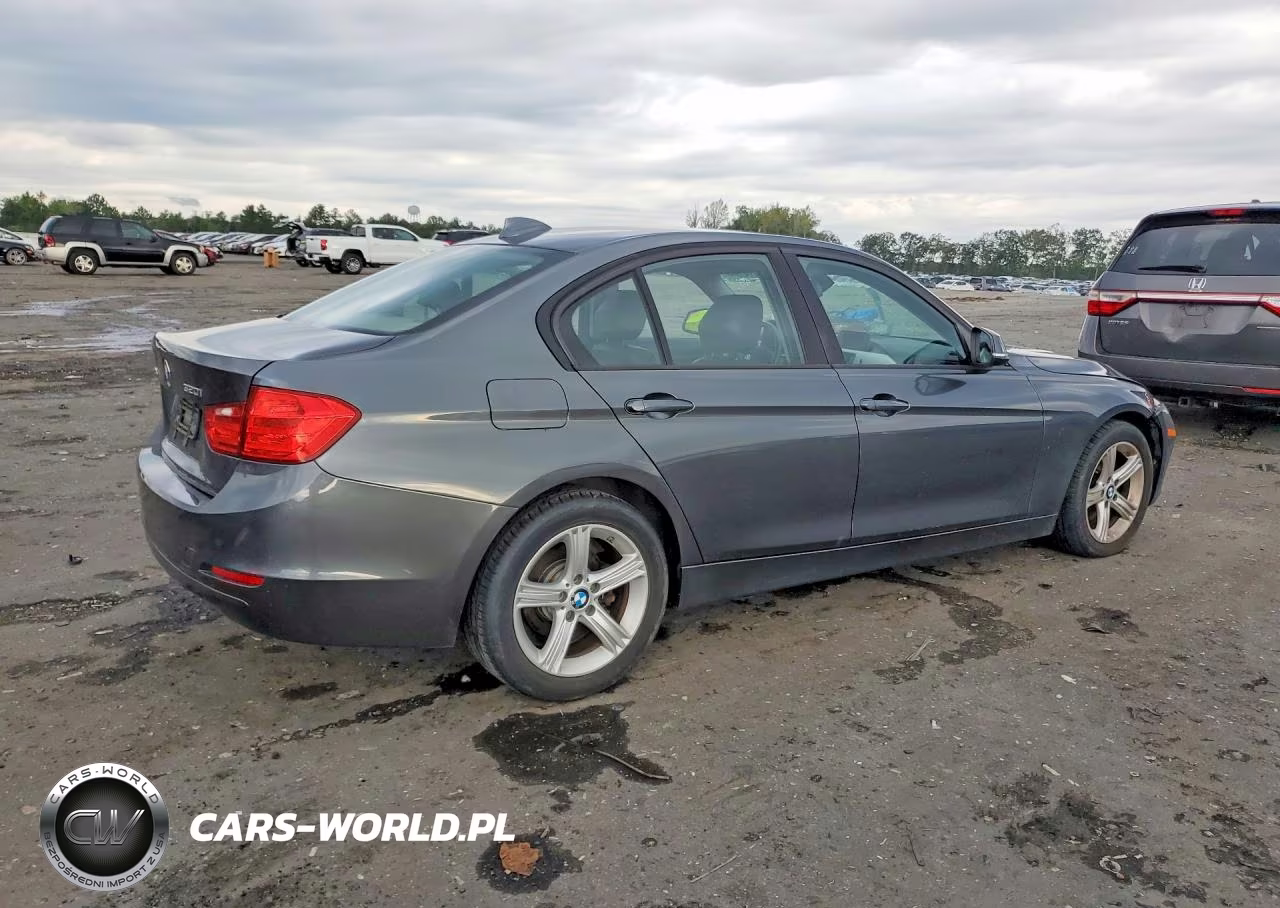 2014 BMW 320 I xDrive VIN:WBA3C3G55ENS67889 - 3