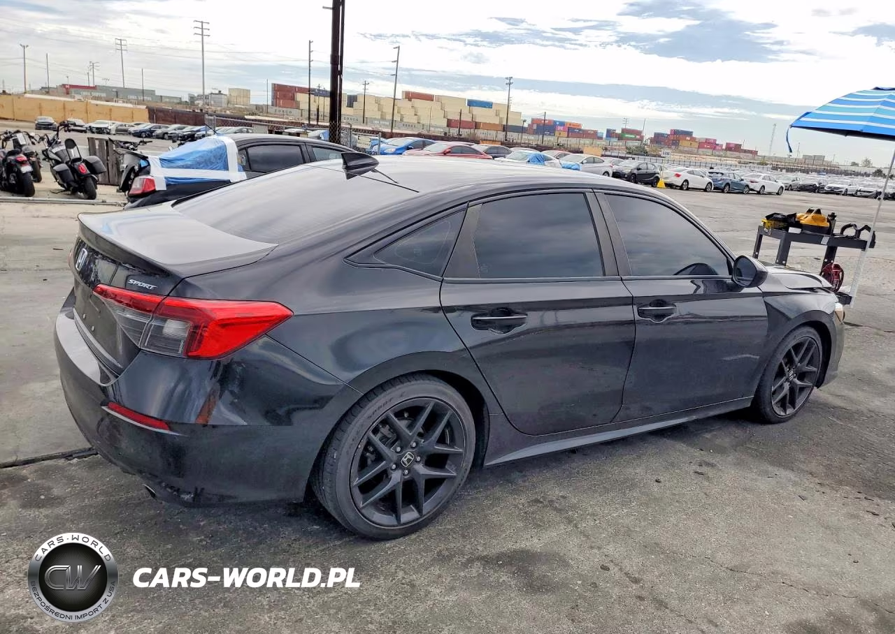2023 Honda Civic Sport VIN:2HGFE2F5XPH530235 - 3