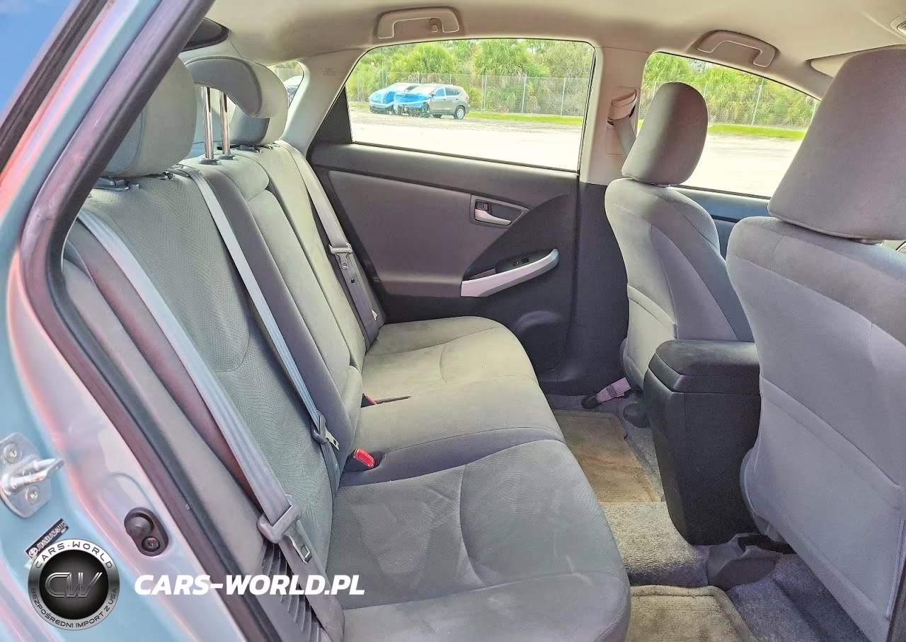 2012 Toyota Prius Two VIN:JTDKN3DU1C5461112 - 10