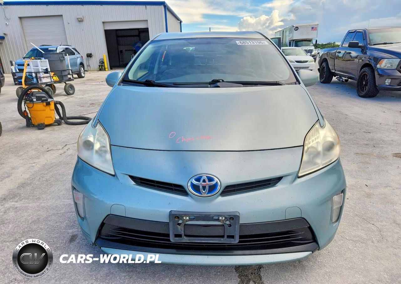 2012 Toyota Prius Two VIN:JTDKN3DU1C5461112 - 5