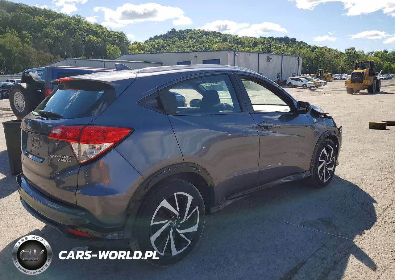 2020 Honda Hr-V Sport VIN:3CZRU6H11LM716123 - 3