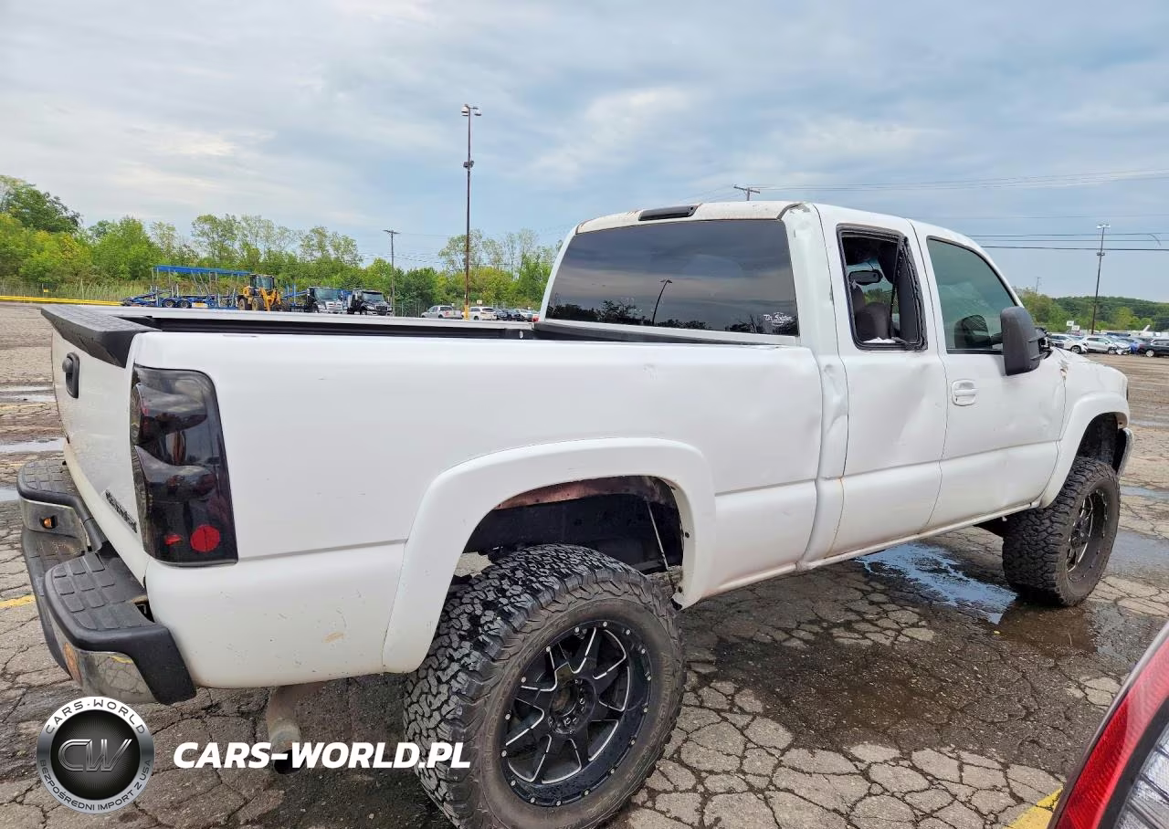 2002 GMC New Sierra K1500 VIN:2GTEK19T921213278 - 3