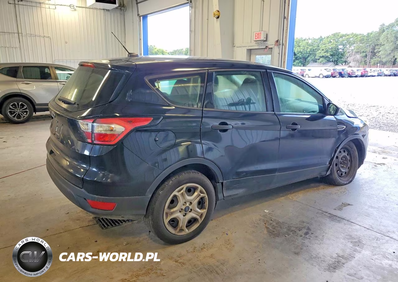 2017 Ford Escape S VIN:1FMCU0F70HUC10975 - 3