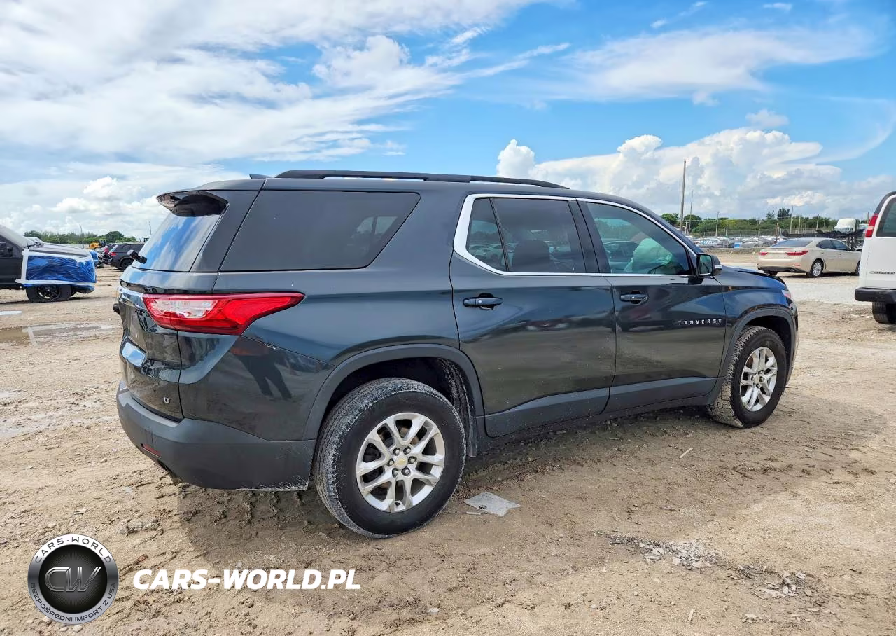 2020 Chevrolet Traverse Lt VIN:1GNERGKW1LJ258281 - 3