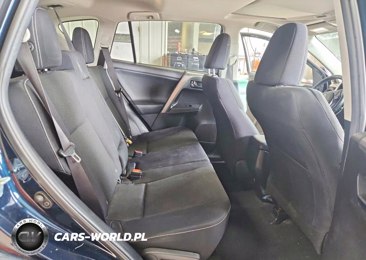 2018 Toyota Rav4 Xle VIN:JTMRFREV0JJ178016 - 10