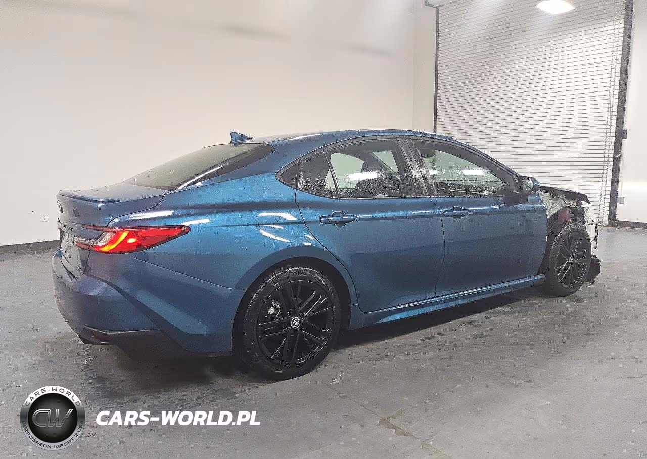 2026 Toyota Camry Se VIN:4T1DAACK5TU306881 - 3