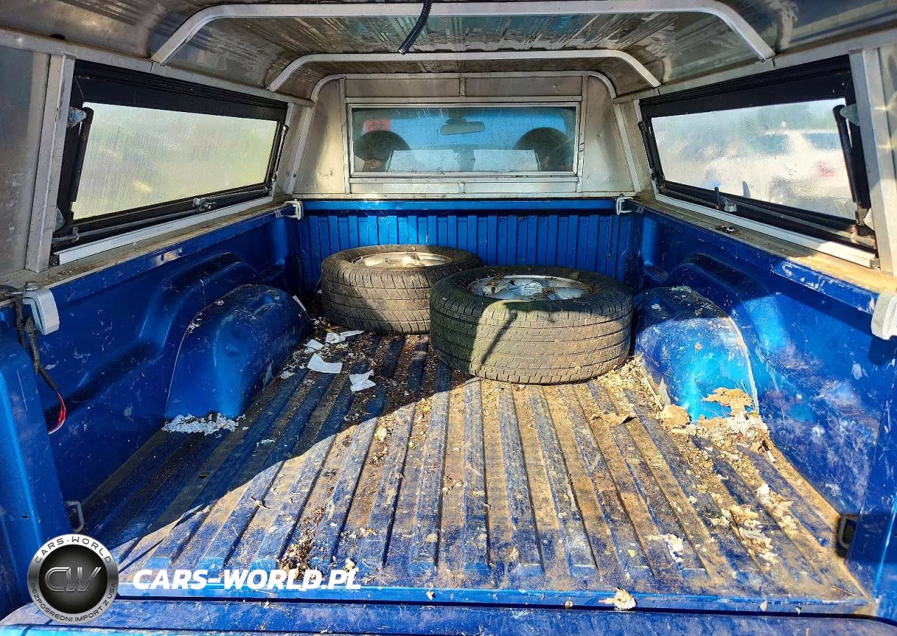 2022 Dodge Dakota VIN:1B7FL26X4XS142433 - 10
