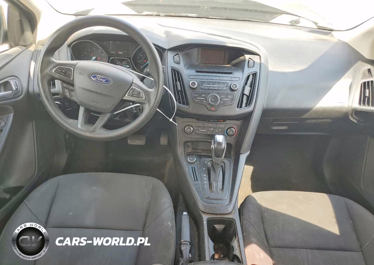 2016 Ford Focus Se VIN:1FADP3F21GL260817 - 8