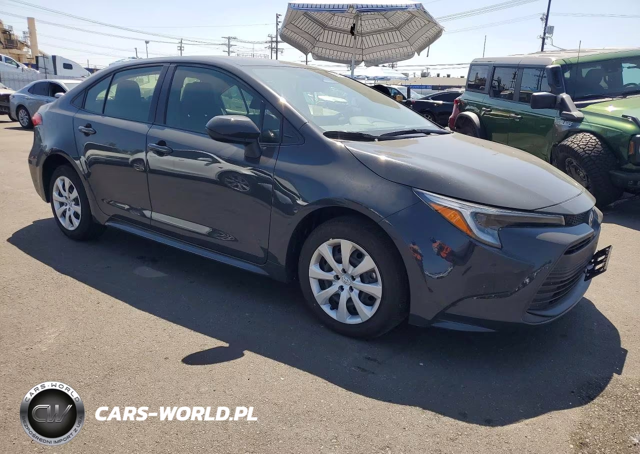 2025 Toyota Corolla Hybrid Le VIN:JTDBCMFE7S3099671 - 4