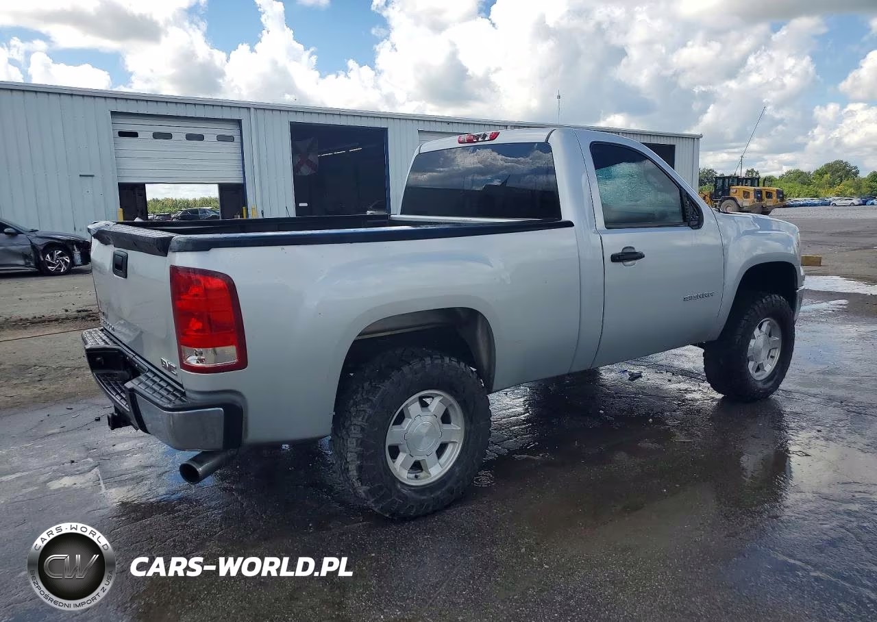 2011 GMC Sierra C1500 VIN:1GTN1TEA2BZ152463 - 3