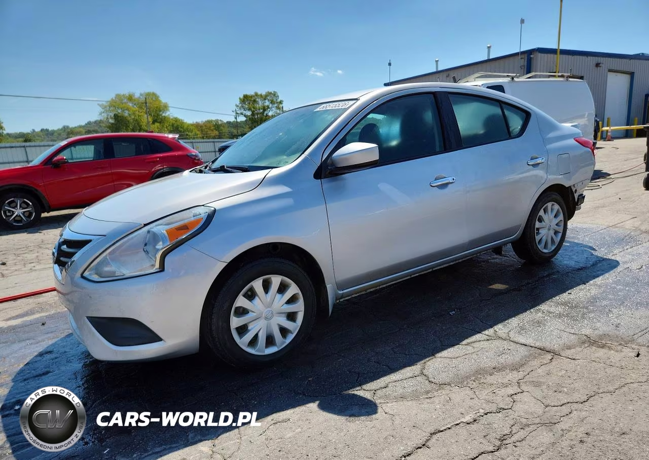 2019 Nissan Versa Sv