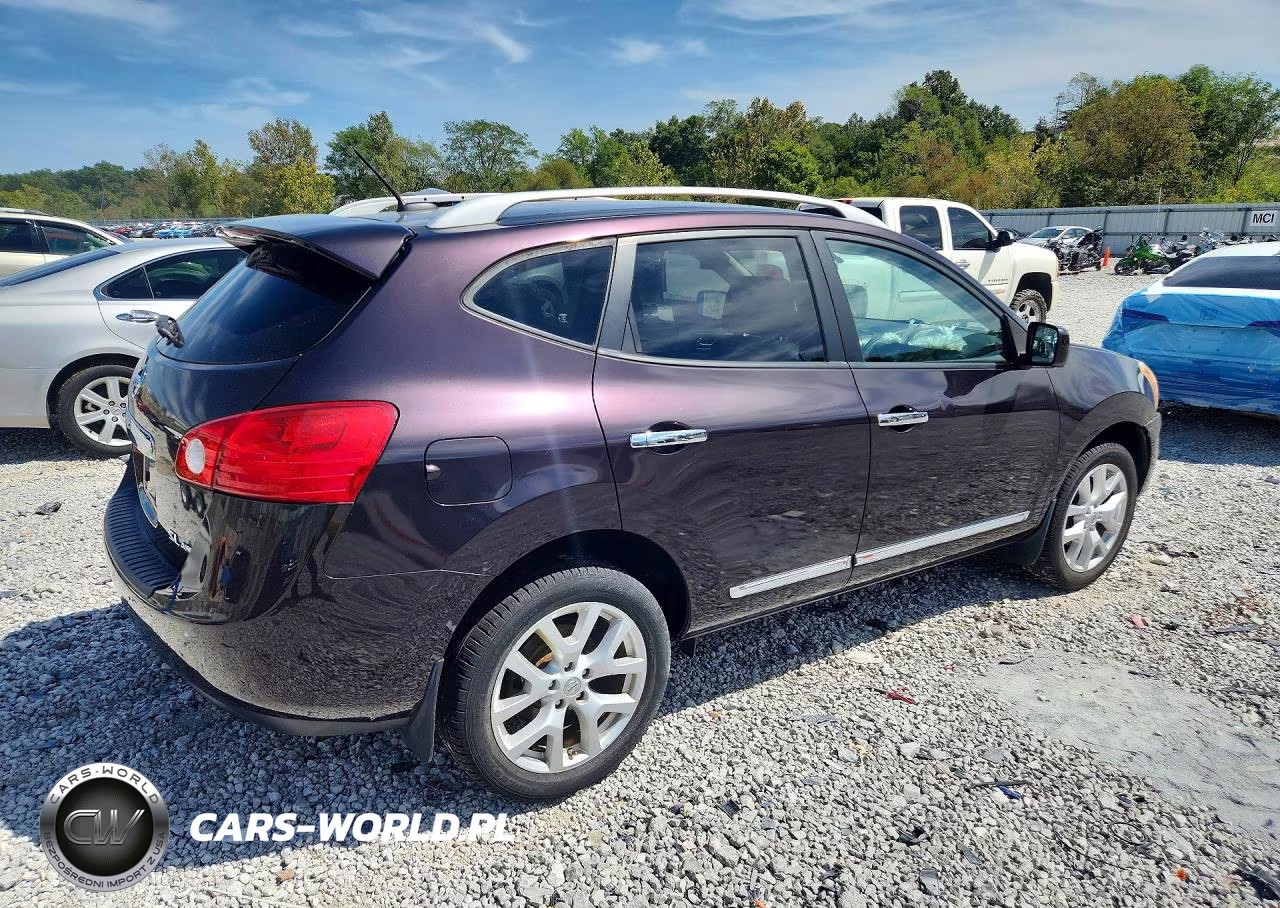 2013 Nissan Rogue S VIN:JN8AS5MV7DW658391 - 3