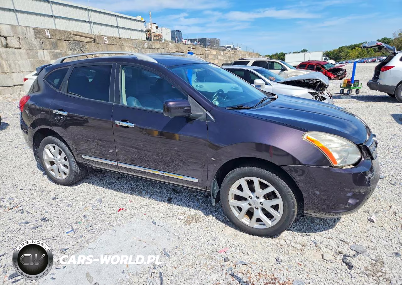 2013 Nissan Rogue S VIN:JN8AS5MV7DW658391 - 4