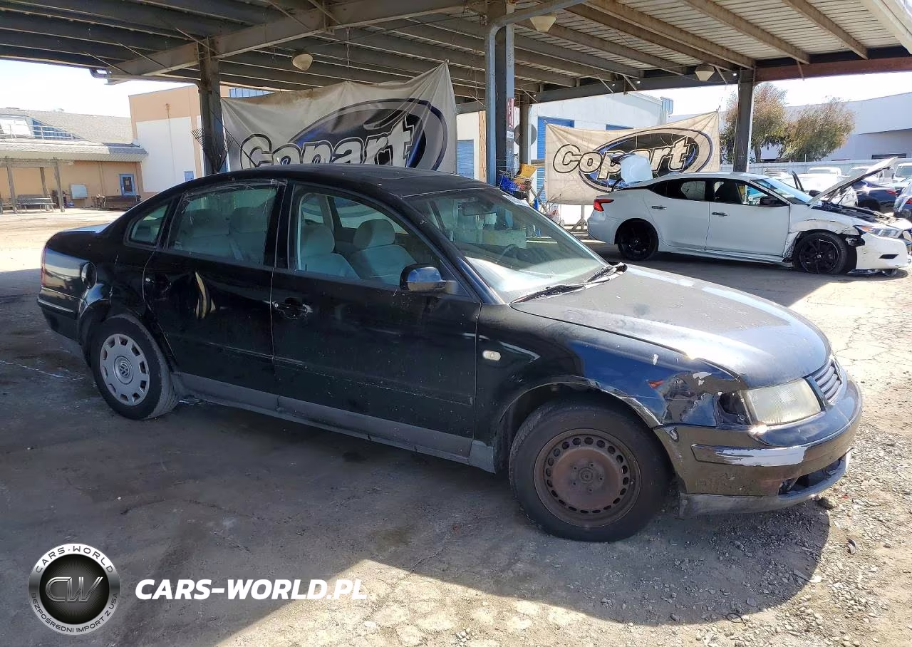 1999 Volkswagen Passat Gls VIN:WVWMA63B2XE161963 - 4