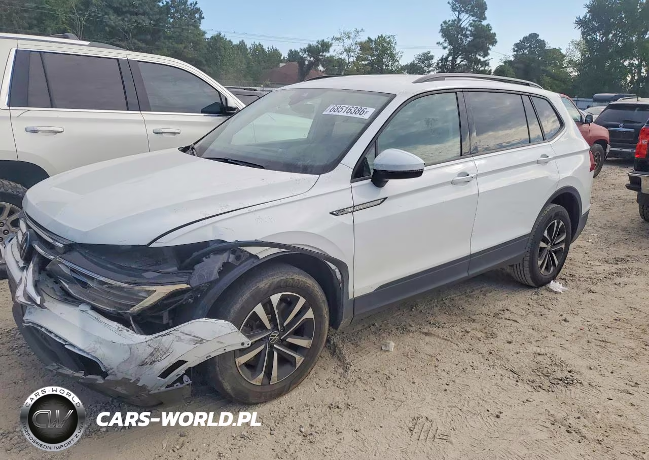 2023 Volkswagen Tiguan S VIN:3VVRB7AX5PM133299 - 1
