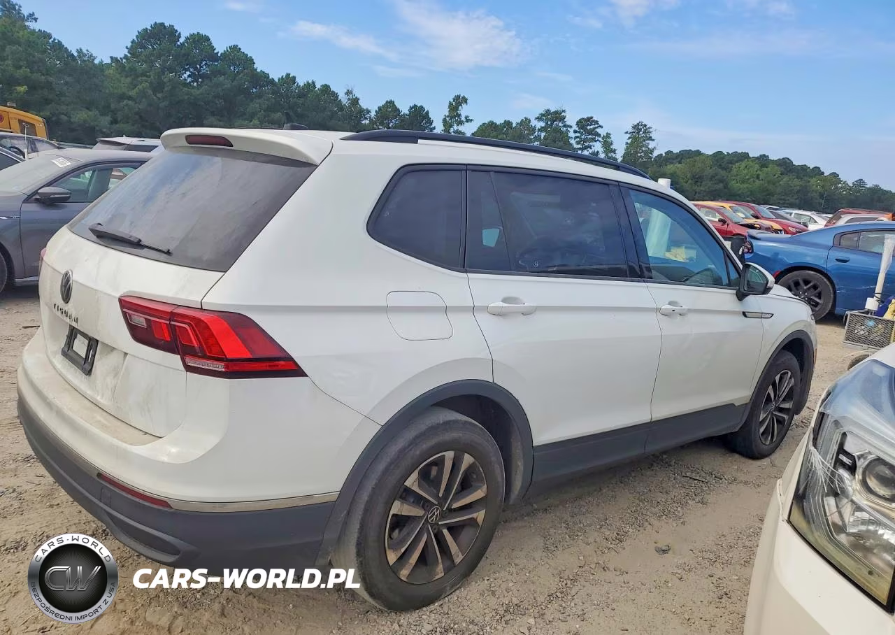 2023 Volkswagen Tiguan S VIN:3VVRB7AX5PM133299 - 3