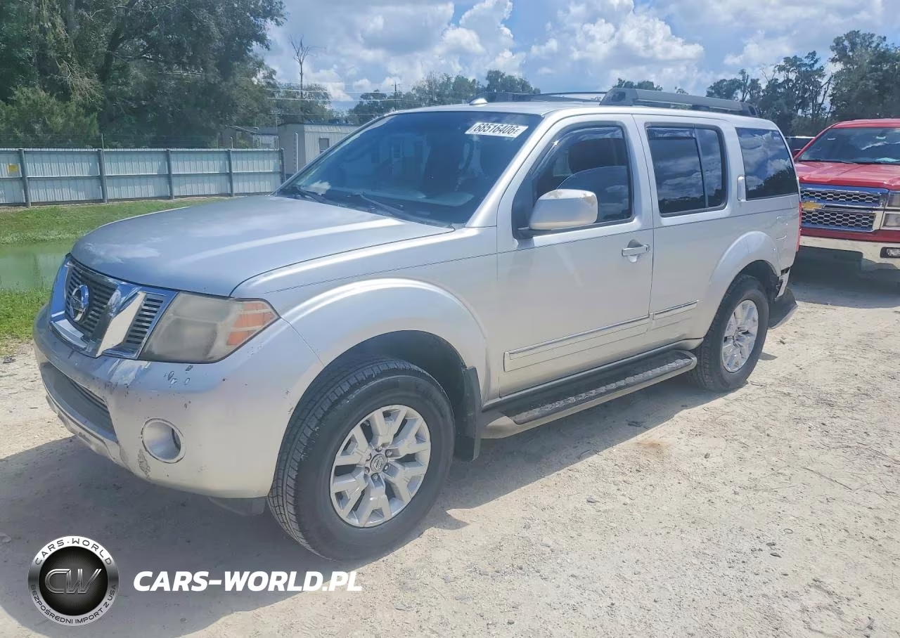 2011 Nissan Pathfinder S
