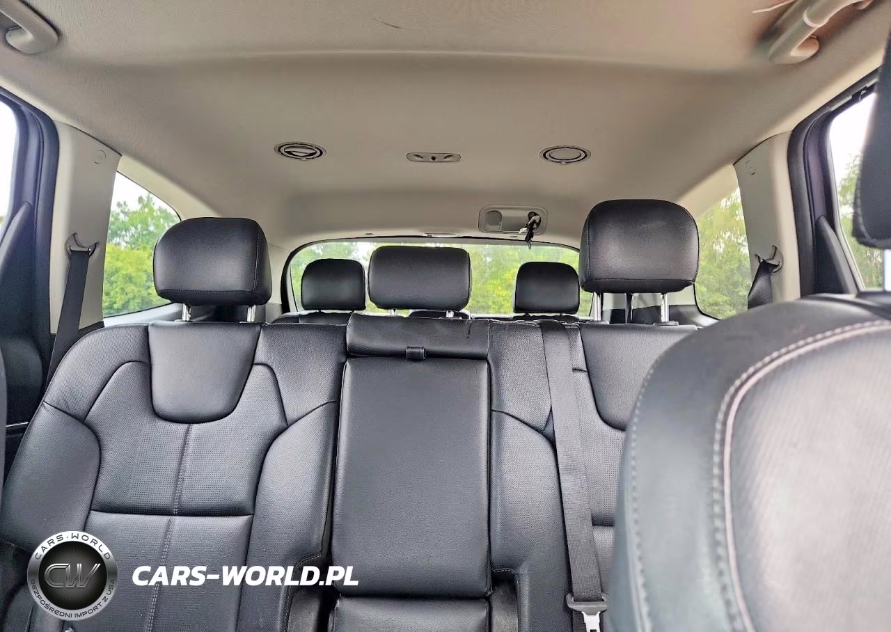 2020 Kia Telluride Ex VIN:5XYP3DHC7LG041347 - 10