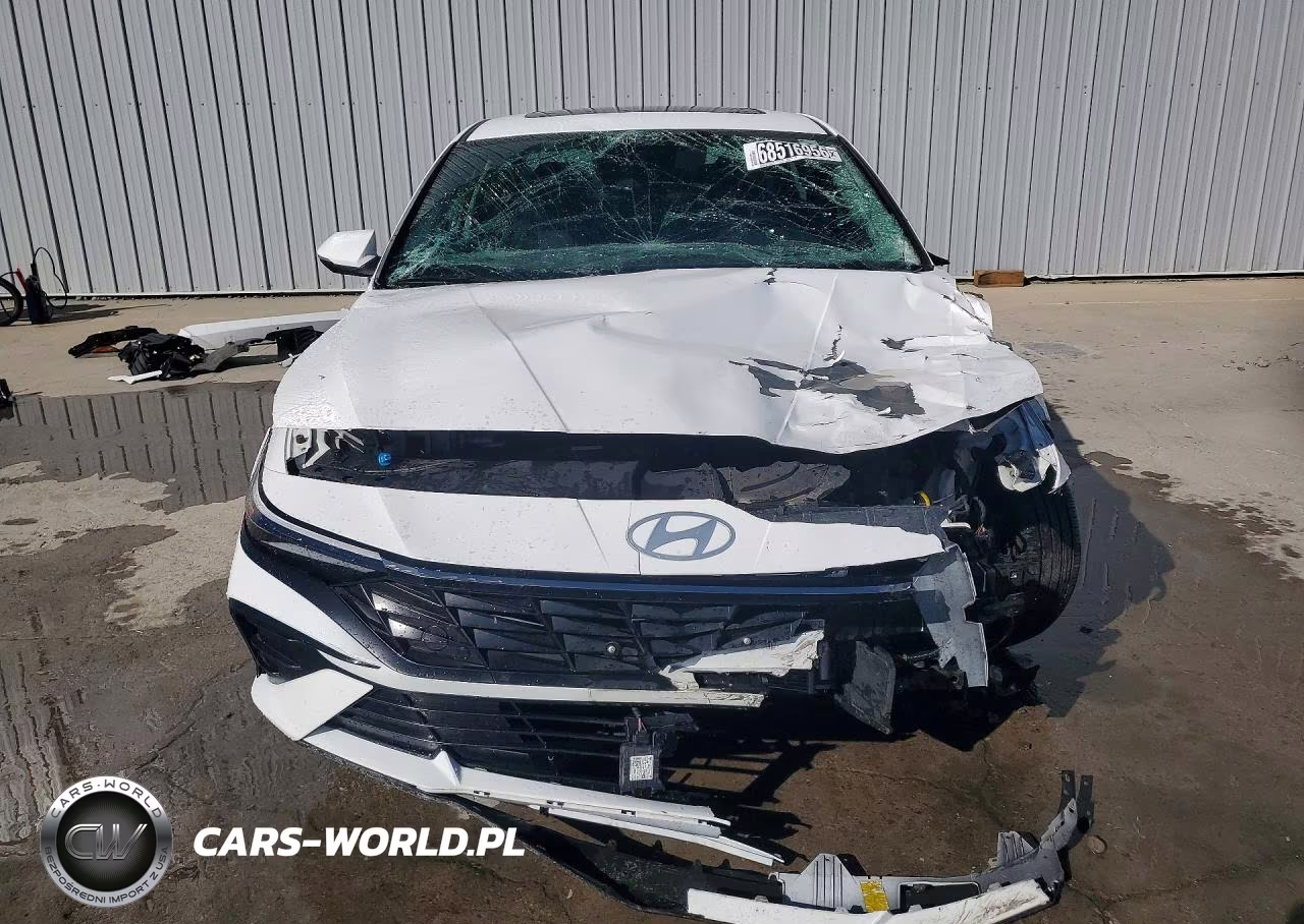 2025 Hyundai Elantra Limited VIN:KMHLN4DJXSU163870 - 5