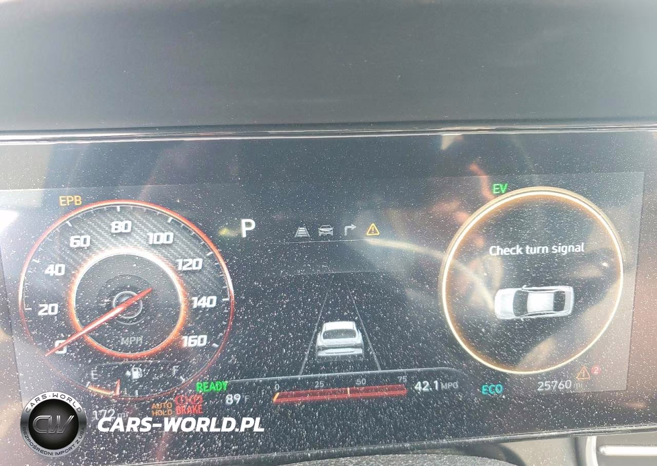 2025 Hyundai Elantra Limited VIN:KMHLN4DJXSU163870 - 9