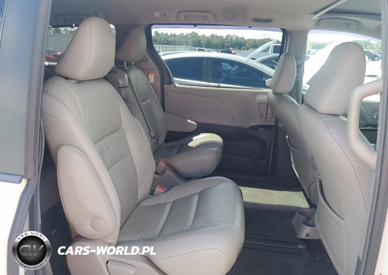 2016 Toyota Sienna Xle 8-Passenger VIN:5TDYK3DC3GS724307 - 11