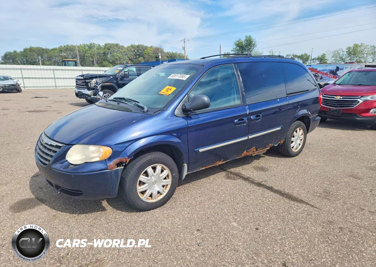 2006 Chrysler Town & Country Touring