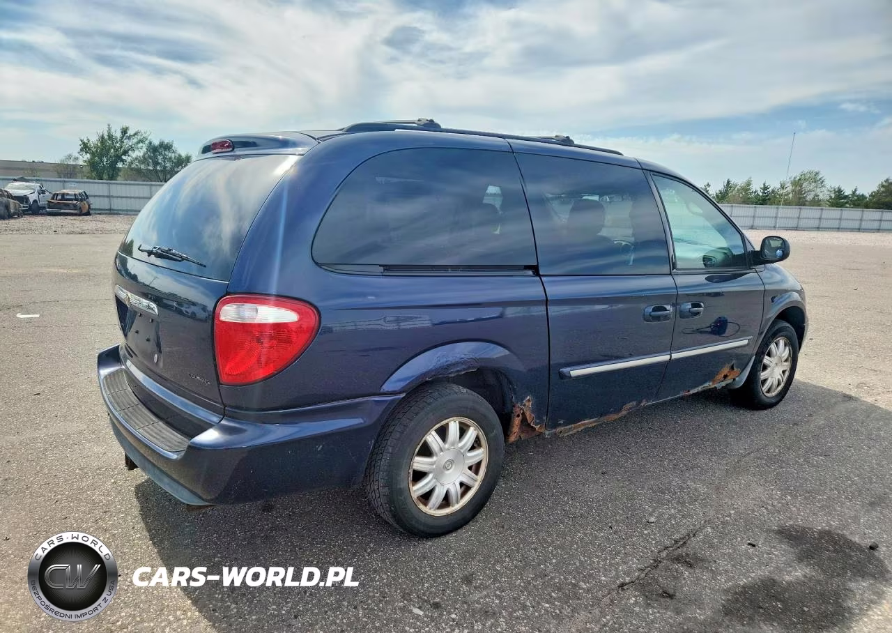2006 Chrysler Town & Country Touring VIN:2A4GP54L36R811814 - 3
