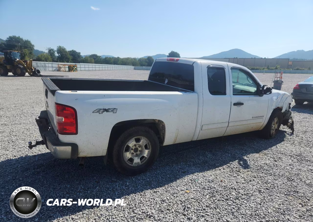 2010 Chevrolet Silverado K1500 Lt VIN:1GCSKSE31AZ152917 - 3