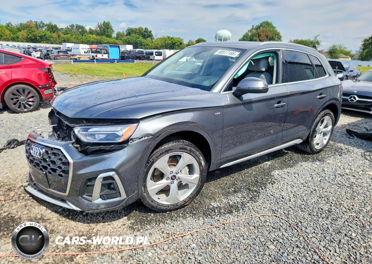 2022 Audi Q5 Premium Plus 45