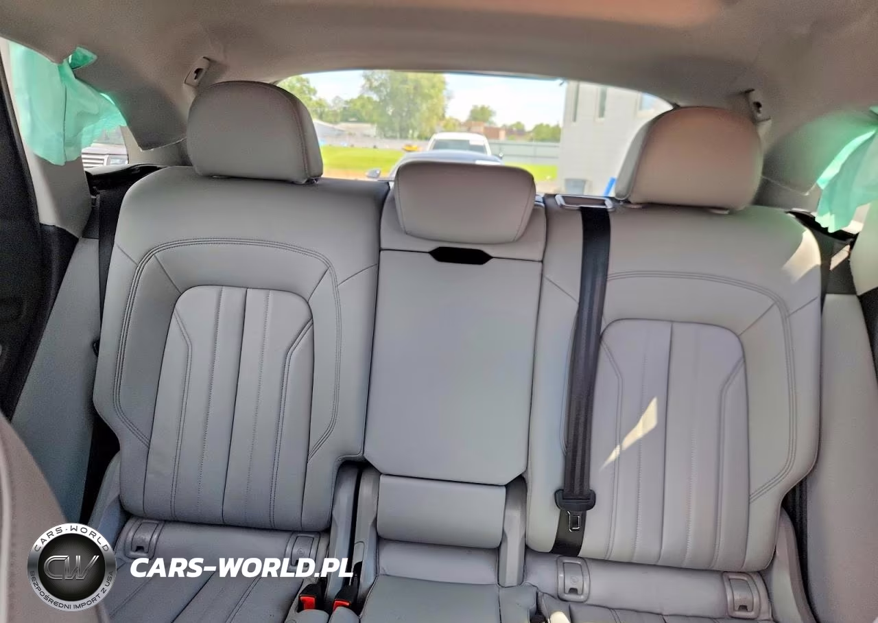 2022 Audi Q5 Premium Plus 45 VIN:WA1EAAFY9N2059298 - 10