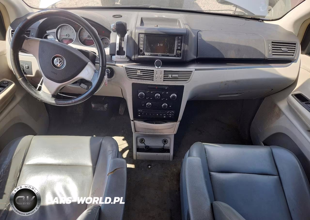 2010 Volkswagen Routan Se VIN:2V4RW3D11AR354018 - 8