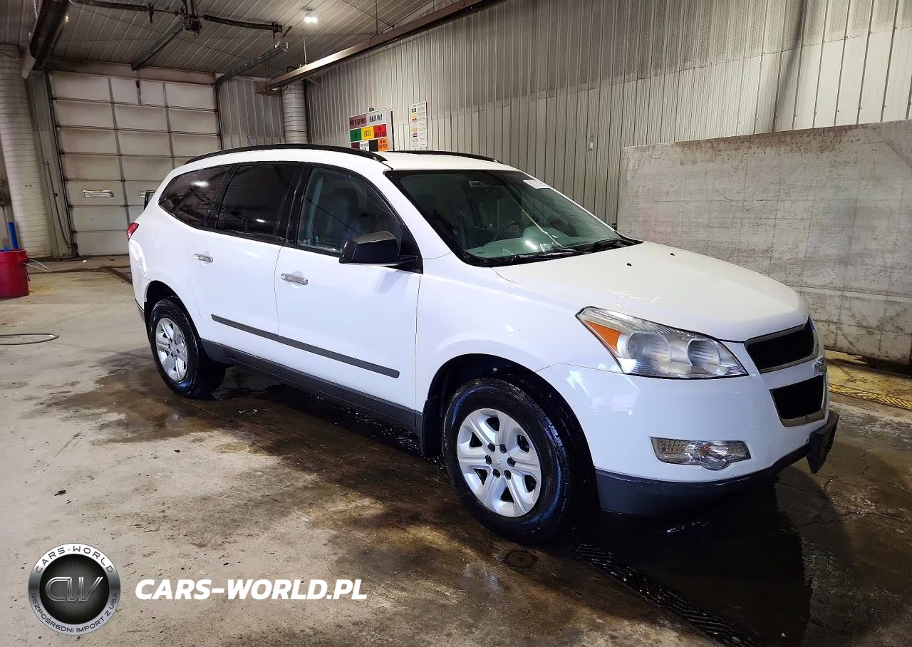 2011 Chevrolet Traverse Ls VIN:1GNKREED1BJ106825 - 4