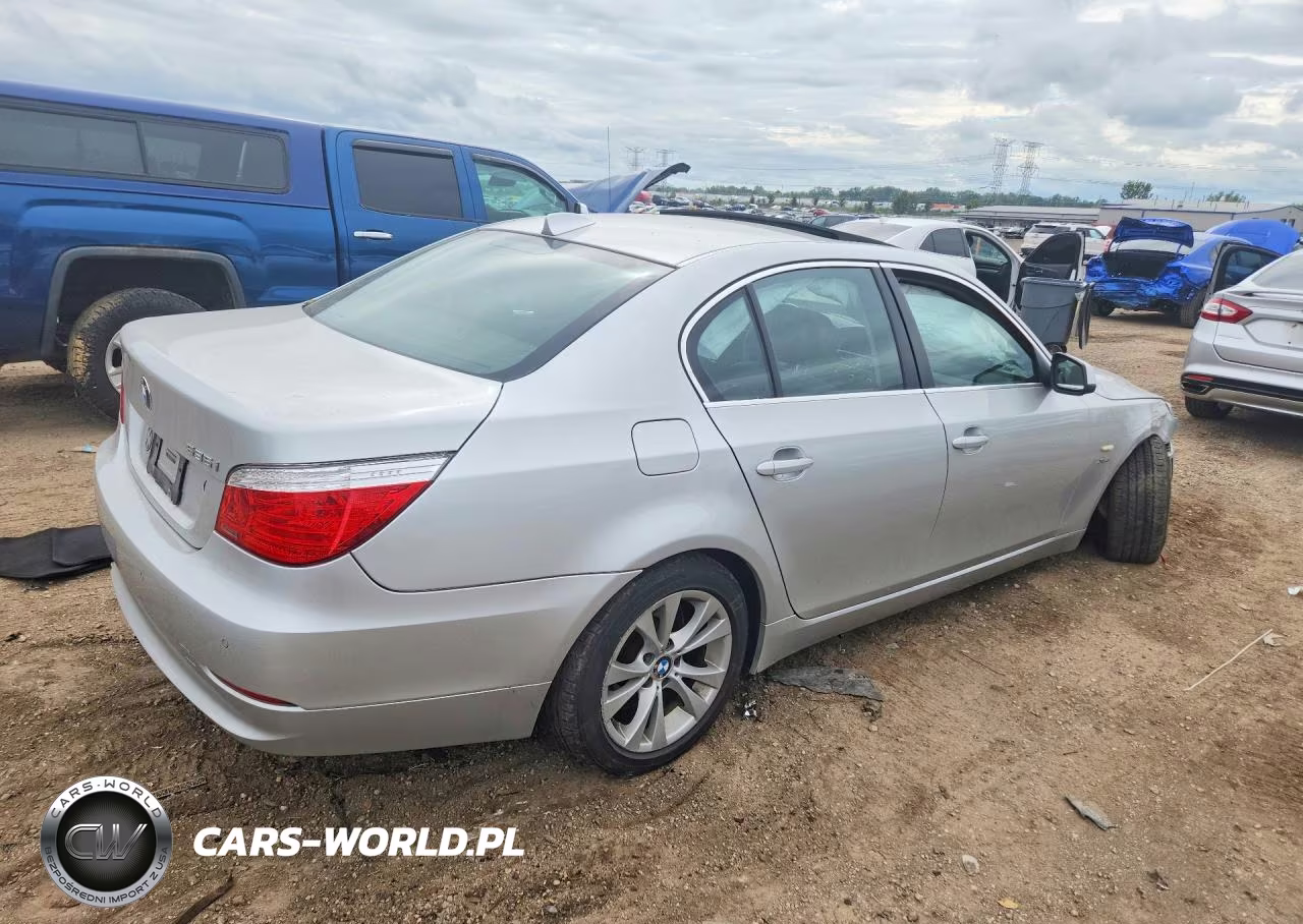 2010 BMW 535 Xi VIN:WBANV9C59AC461892 - 3