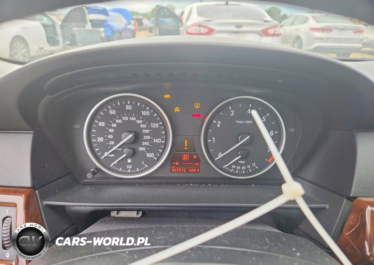 2010 BMW 535 Xi VIN:WBANV9C59AC461892 - 9