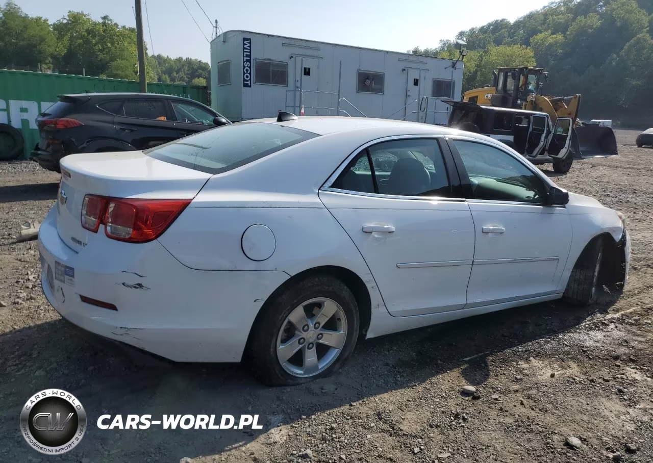 2014 Chevrolet Malibu Ls VIN:1G11B5SL7EF168525 - 3