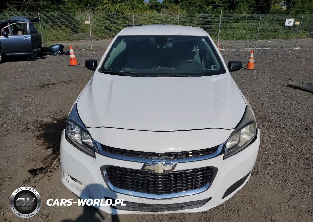 2014 Chevrolet Malibu Ls VIN:1G11B5SL7EF168525 - 5