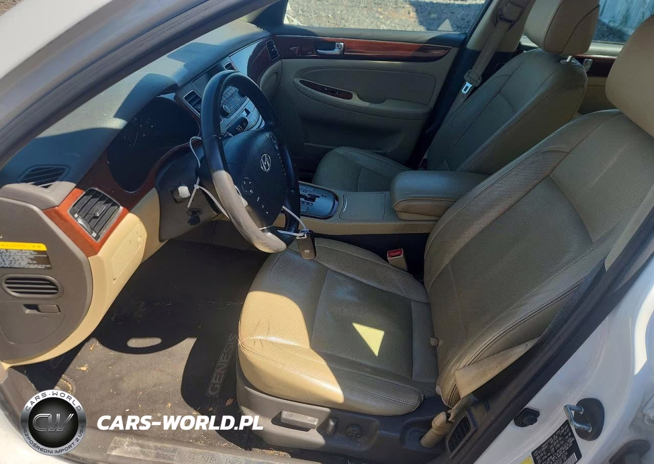 2012 Hyundai Genesis 3.8L VIN:KMHGC4DD5CU195290 - 7