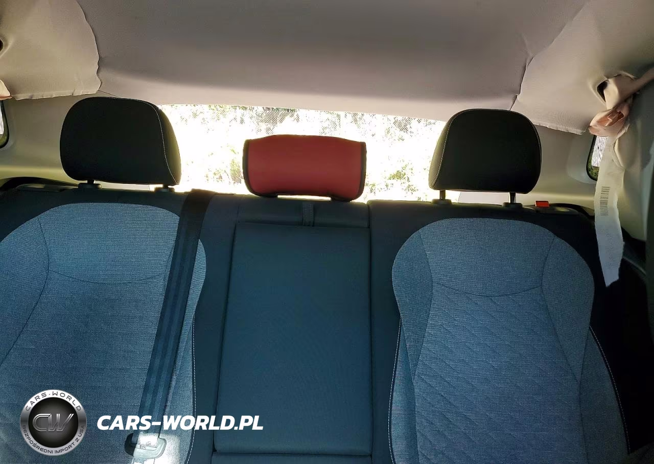 2025 Volkswagen Tiguan S VIN:3VVBR7RM4SM040662 - 10