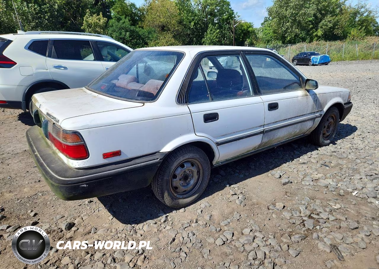 1988 Toyota Corolla Le VIN:JT2AE93E3J0029407 - 3