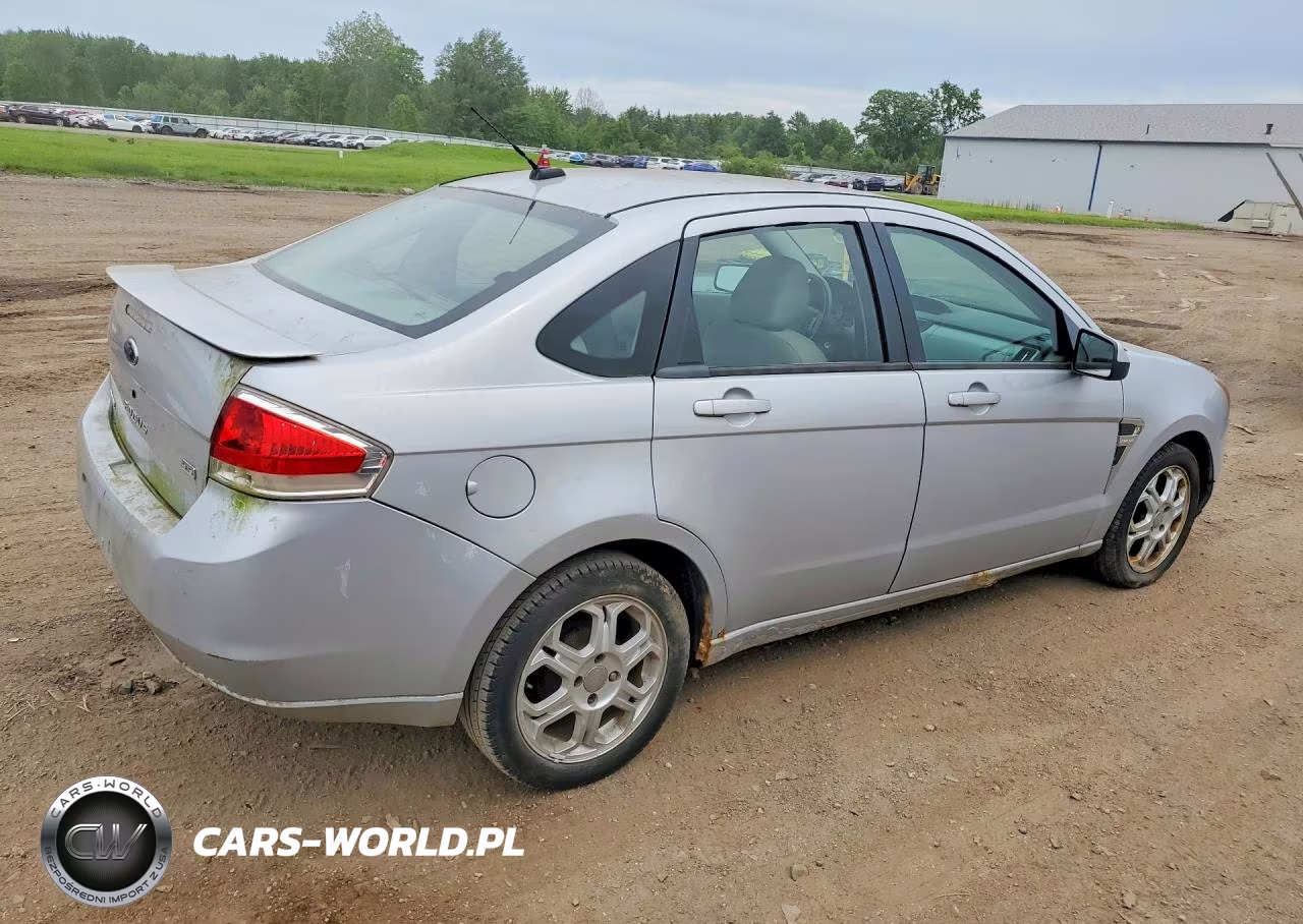 2008 Ford Focus Se VIN:1FAHP35N58W110089 - 3
