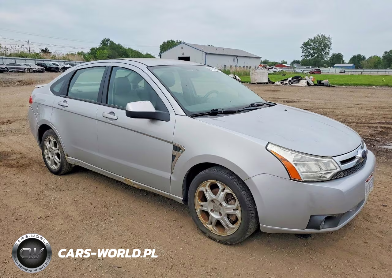 2008 Ford Focus Se VIN:1FAHP35N58W110089 - 4
