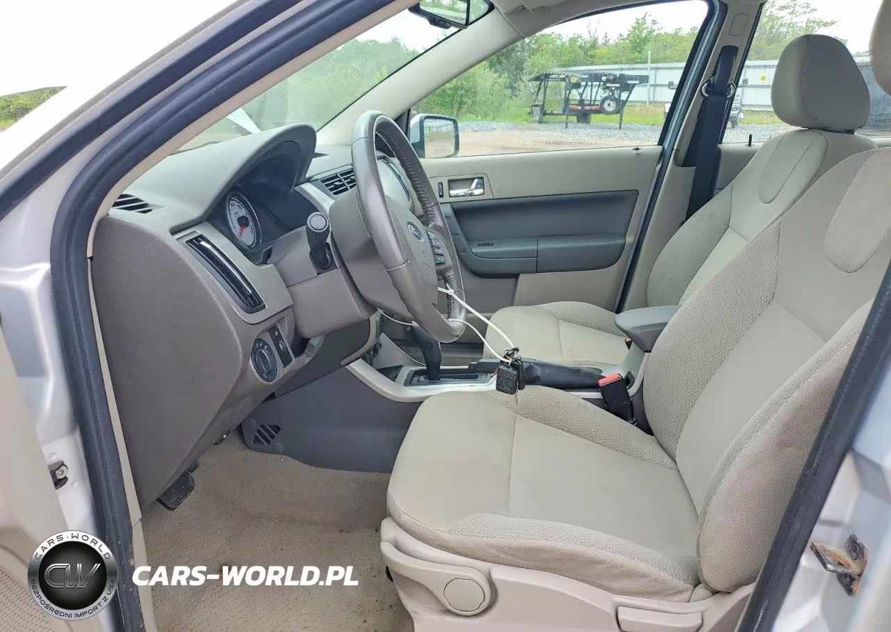 2008 Ford Focus Se VIN:1FAHP35N58W110089 - 7