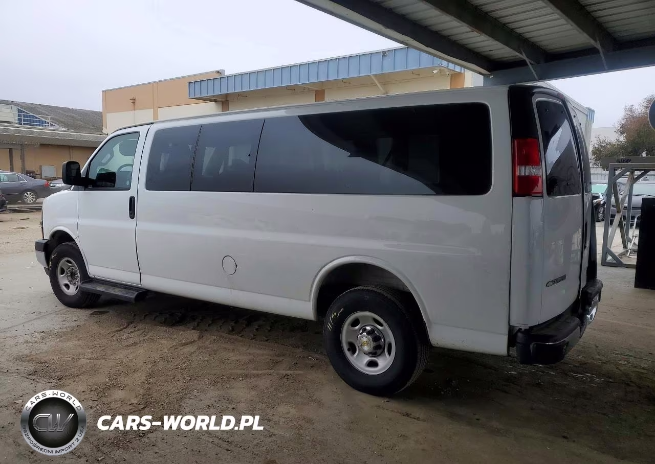 2025 Chevrolet Express G3500 Lt VIN:1GAZGPFP2S1254198 - 2