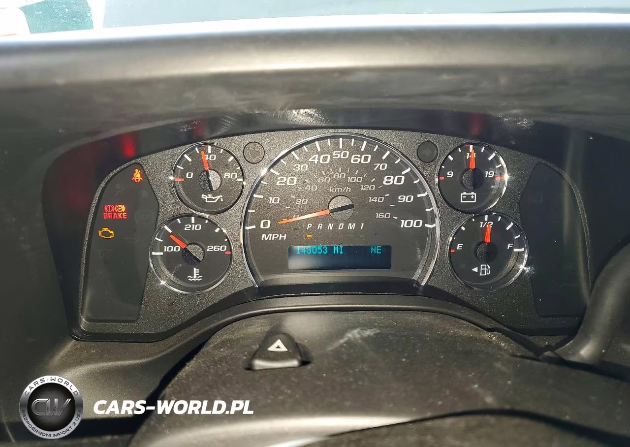 2020 Chevrolet Express G2500 VIN:1GCWGAFG7L1271071 - 9