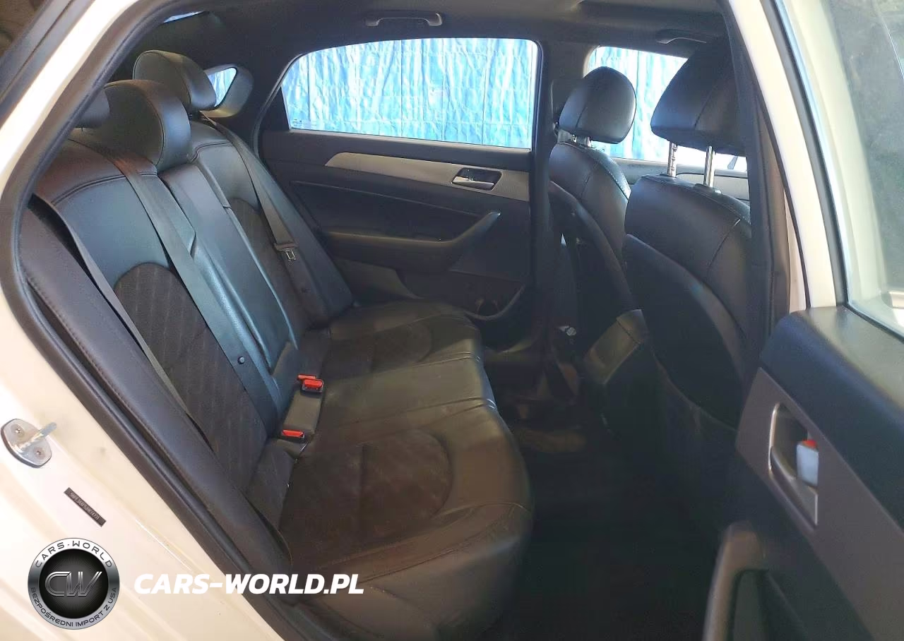 2018 Hyundai Sonata Sport VIN:5NPE34AF5JH674771 - 10